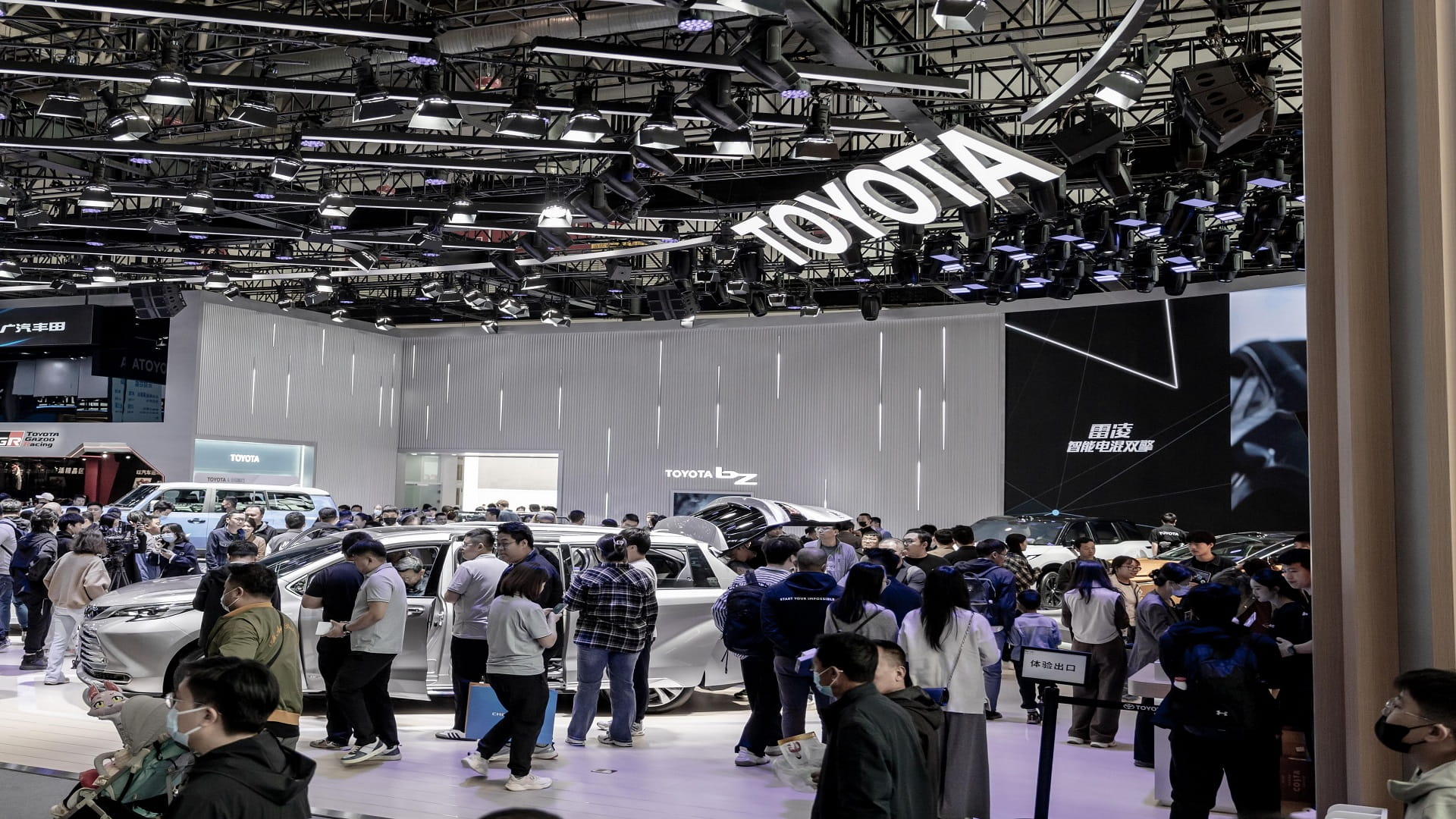 Toyota's global sales hit May record