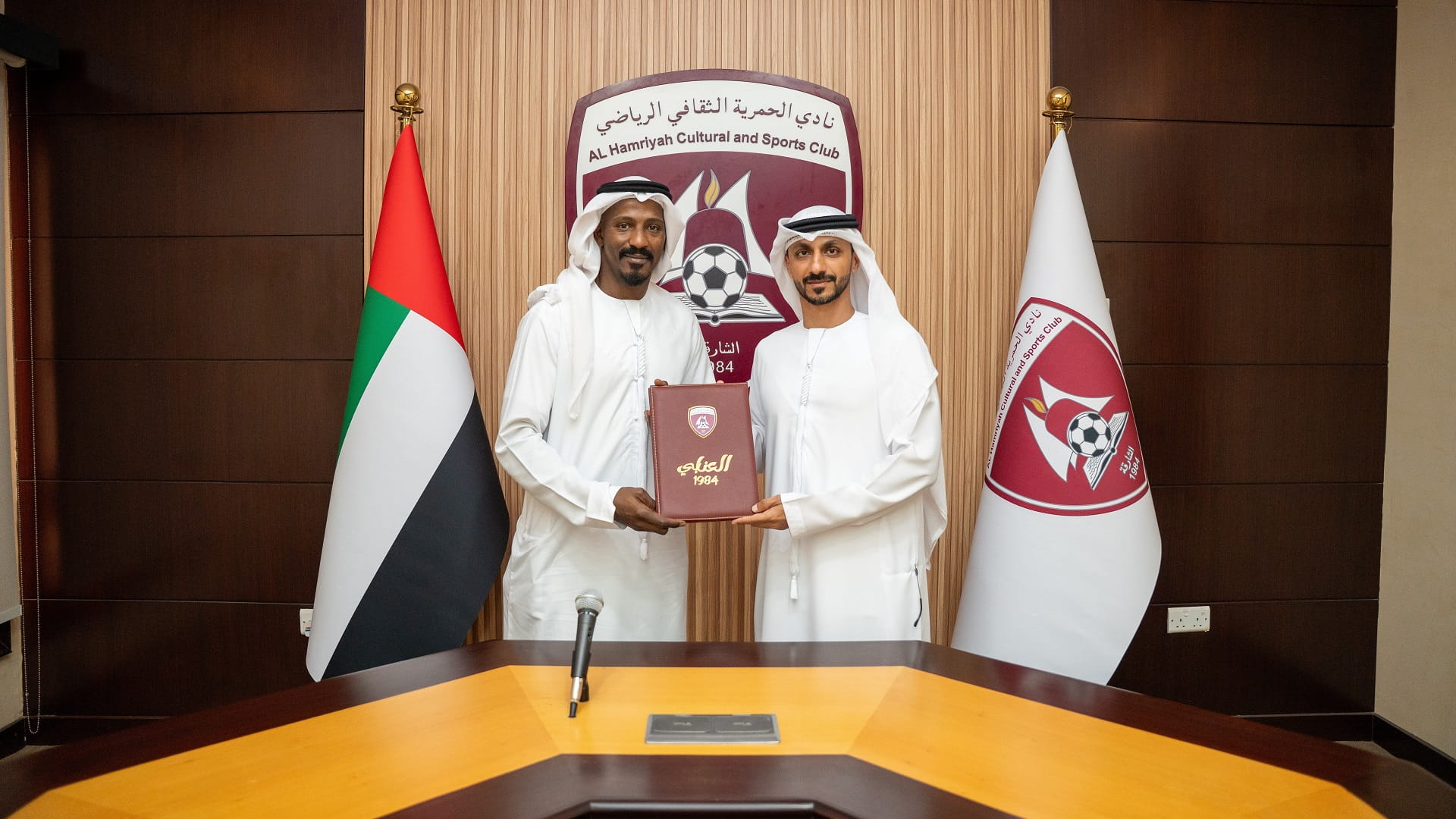 Al Hamriyah Club signs former international goalkeeper Majed Naser