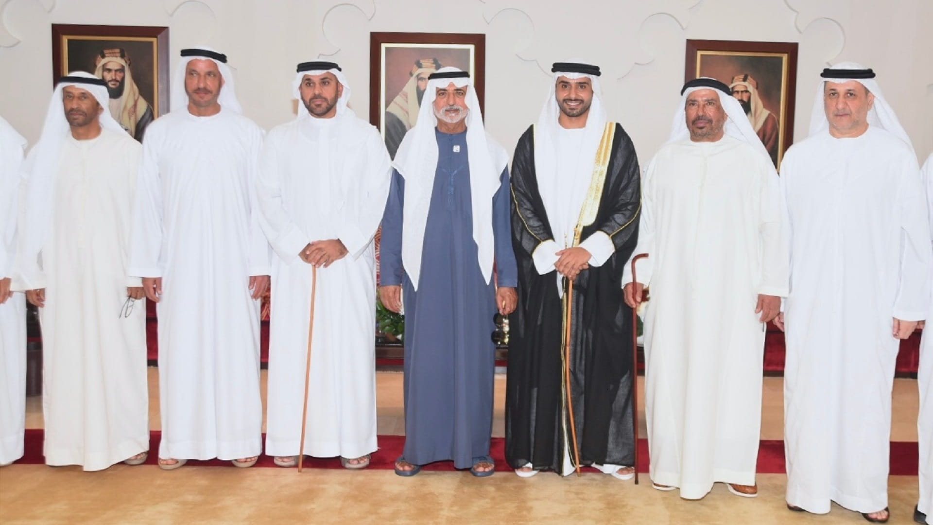نهيان بن مبارك يشهد أفراح الغفلي والخاطري في أبوظبي 