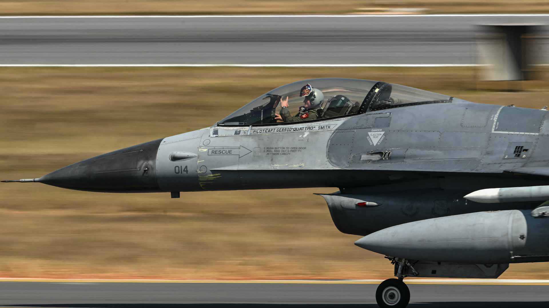 مقتل طيار أوكراني واختفاء مقاتلة إف-16 خلال هجوم روسي 