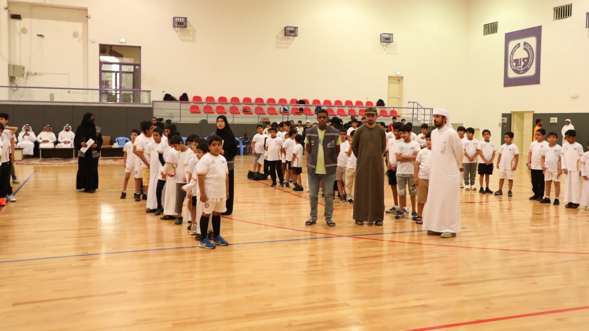 نادي الذيد يطلق فعاليات "عطلتنا غير" بأنشطة تعليمية مميزة