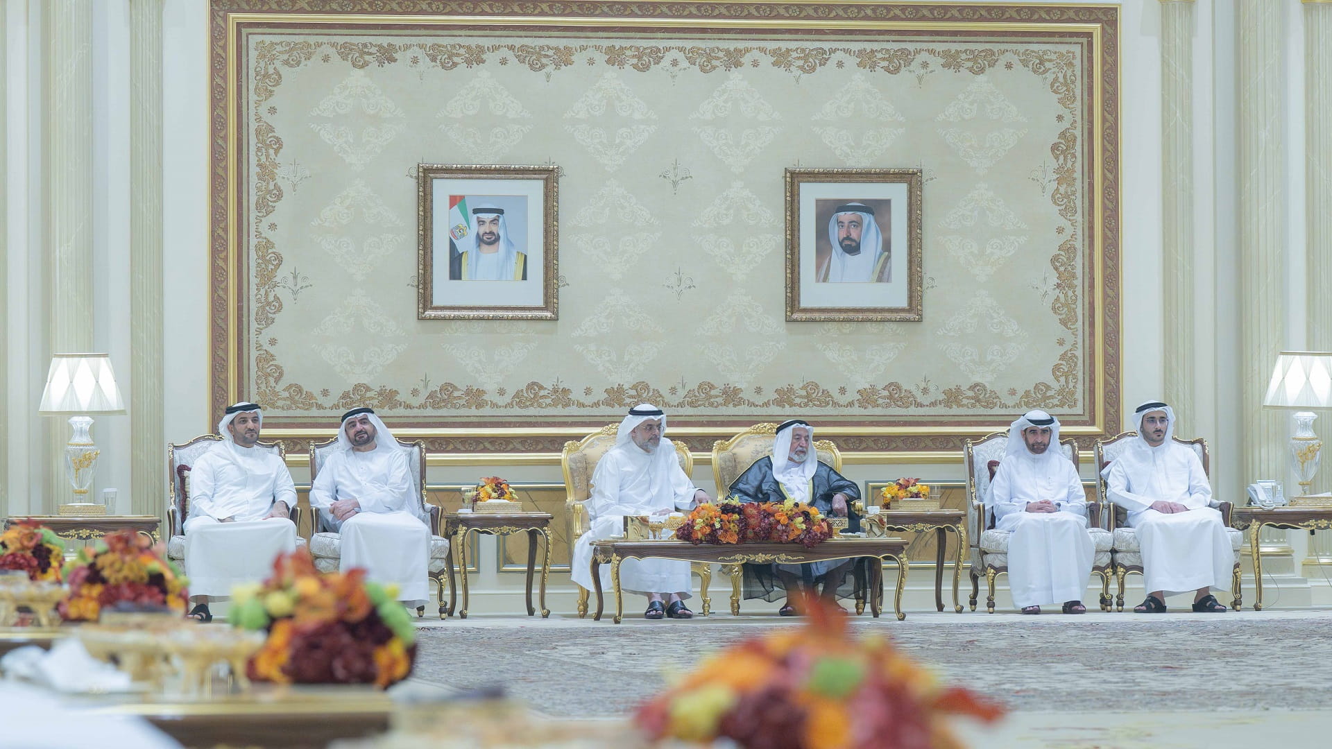 حاكم الشارقة يستقبل المهنئين بشهر رمضان المبارك في قصر البديع