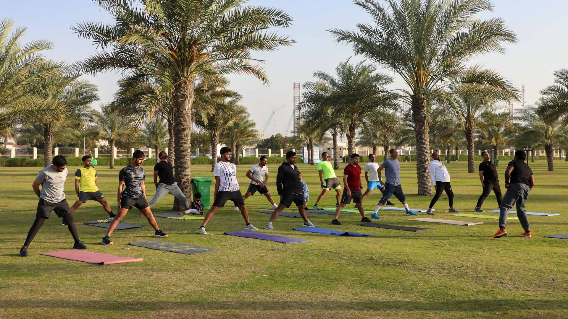 نادي الحمرية يطلق فعالية "رياضة قبل الإفطار" 