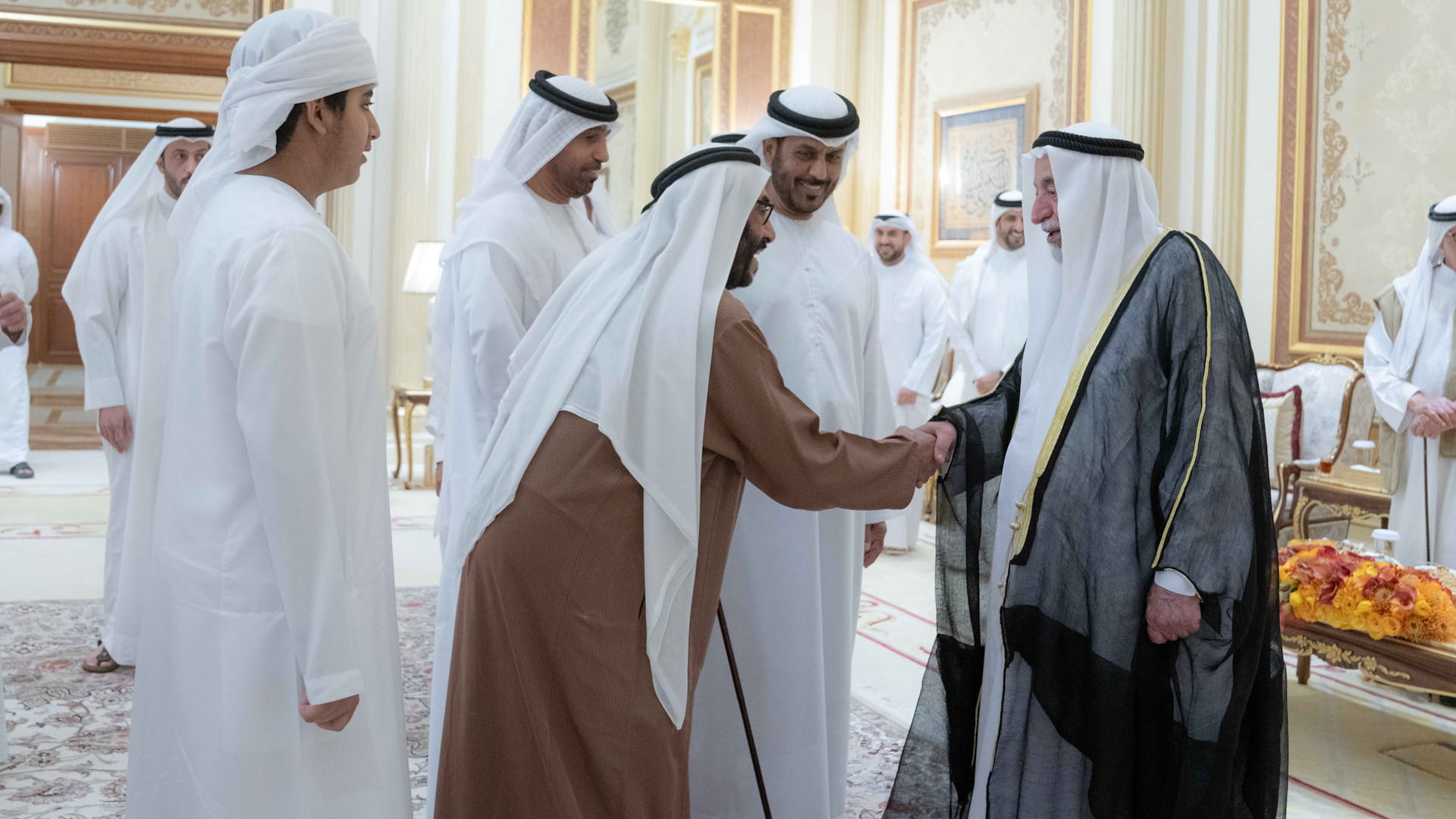 حاكم الشارقة يتقبل تهاني ولي عهد رأس الخيمة والمهنئين بشهر رمضان