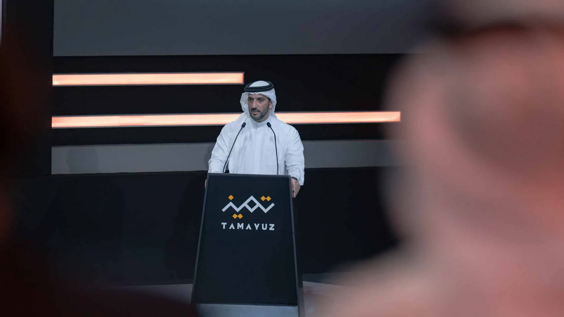 Sultan bin Ahmed delivers a speech