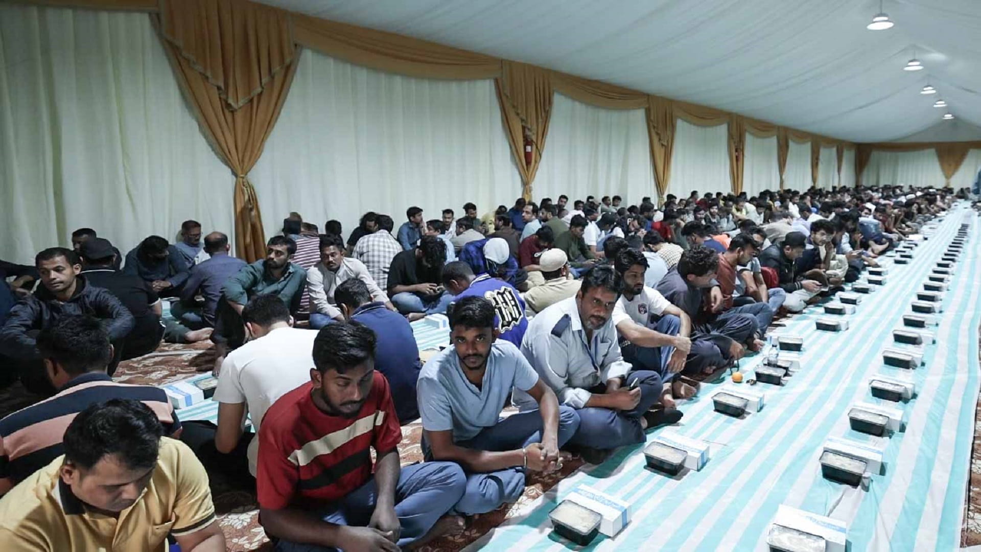 إسلامية الشارقة: 380 موقع إفطار صائم في الإمارة خلال الشهر الفضيل 