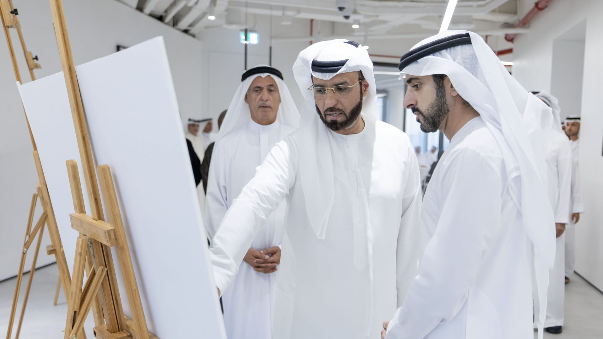 حمدان بن محمد: قيمة الأصول الوقفية بدبي ترتفع إلى 11.1 مليار درهم 