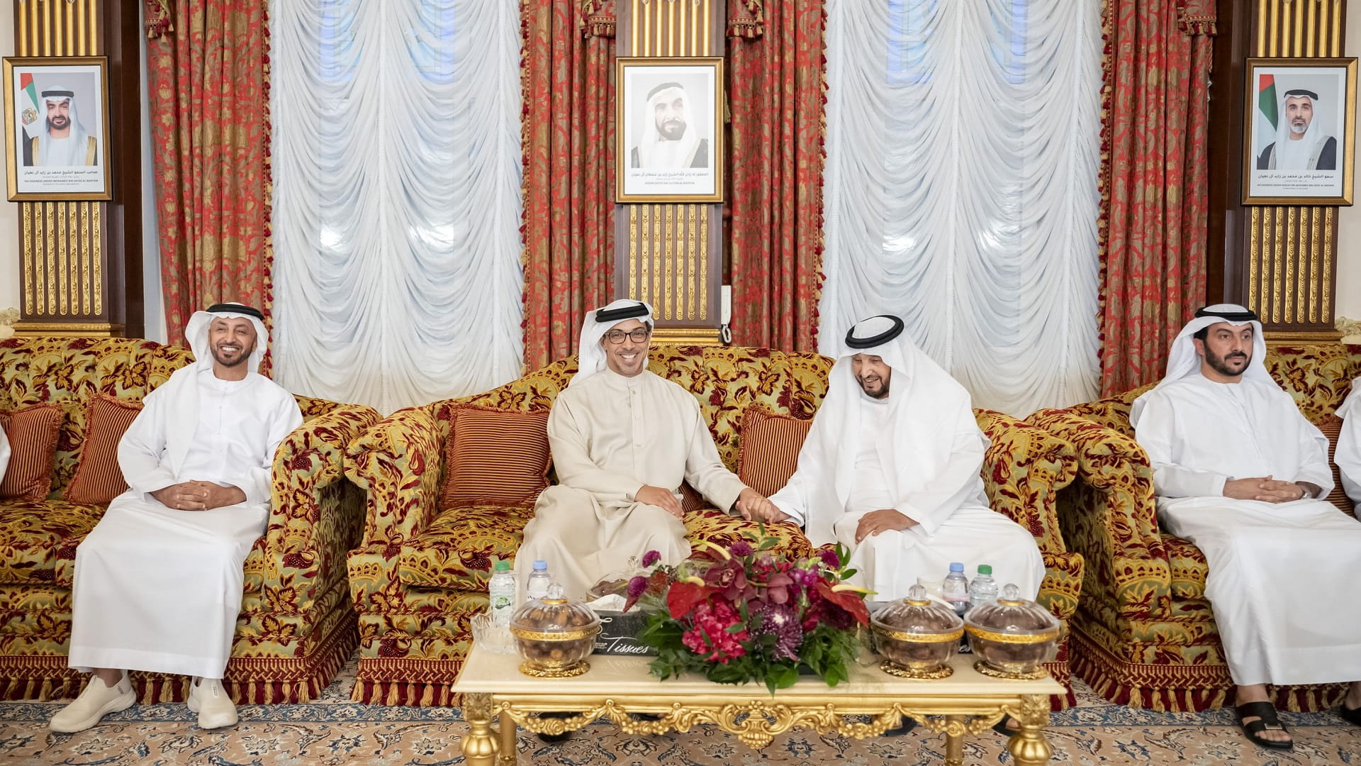 Mansour bin Zayed attends Ramadan Iftar banquet