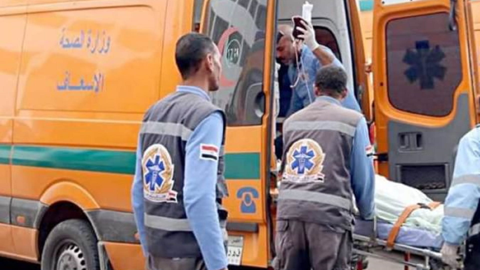 وفاة 8 أشخاص وإصابة 12 بحادث تصادم قطار مع باص في مصر 