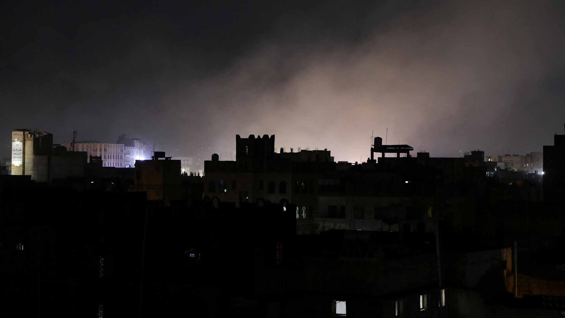 مقتل 15 شخصاً على الأقل في غارات أميركية على الحوثيين في اليمن