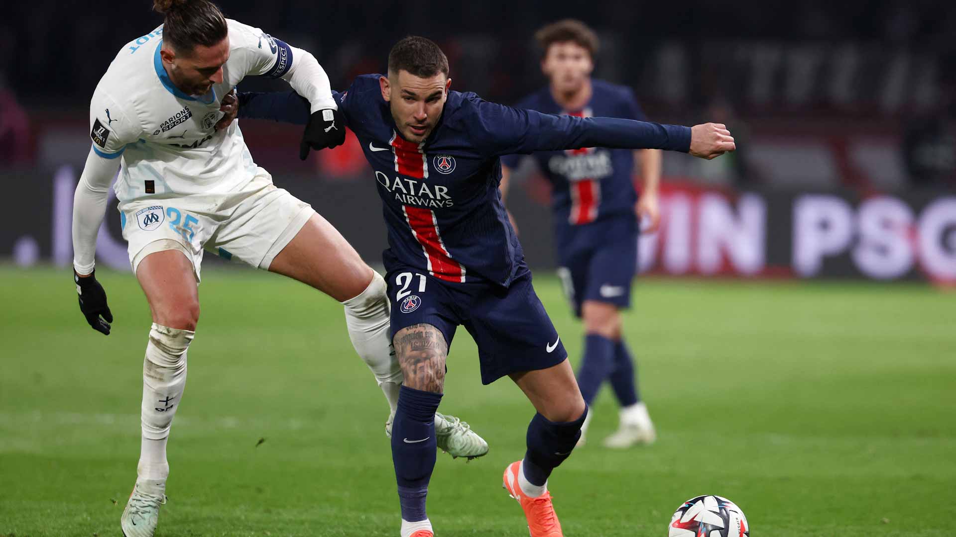 باريس سان جرمان يعزز صدارته للدوري الفرنسي 