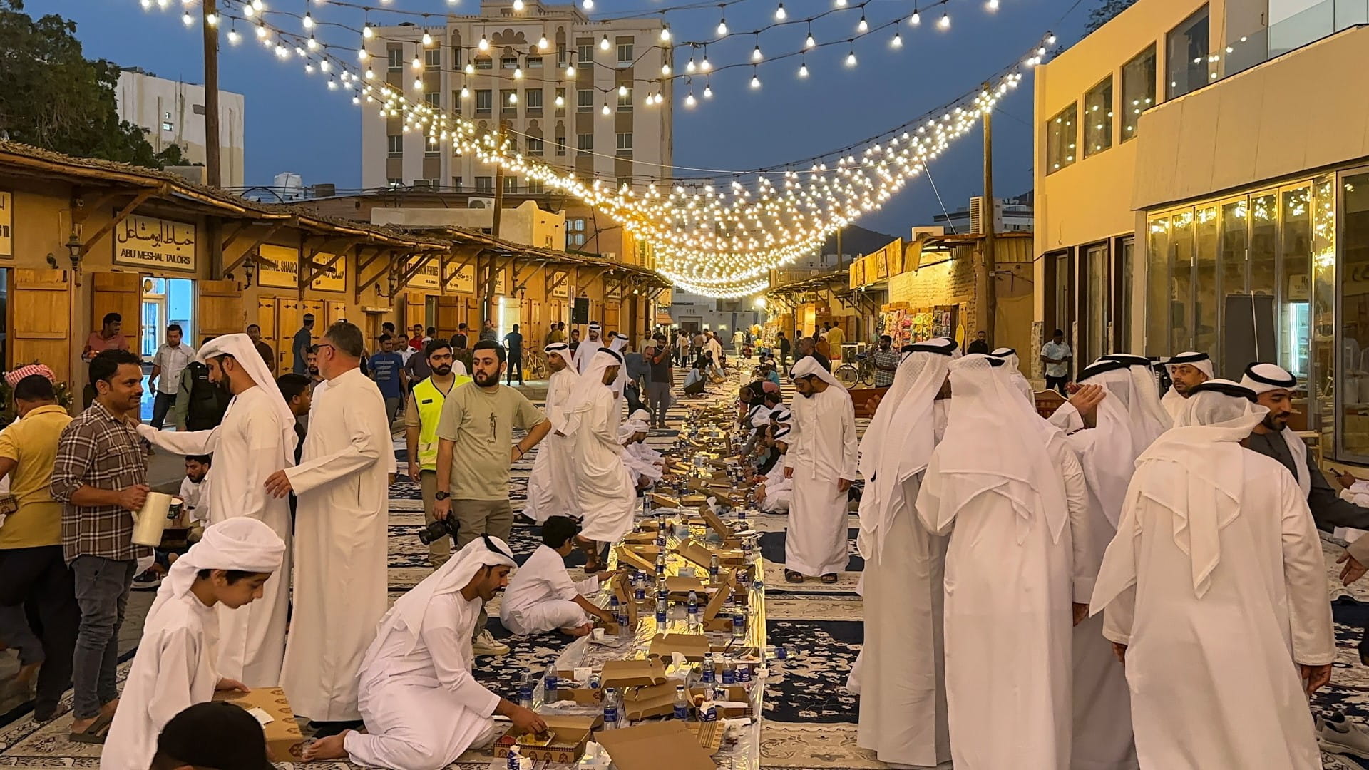Khorfakkan Municipality marks Zayed Humanitarian Day at Old Souq 