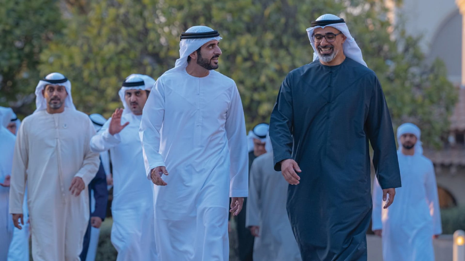 خالد بن محمد بن زايد يحضر مأدبة إفطار مع ولي عهد دبي