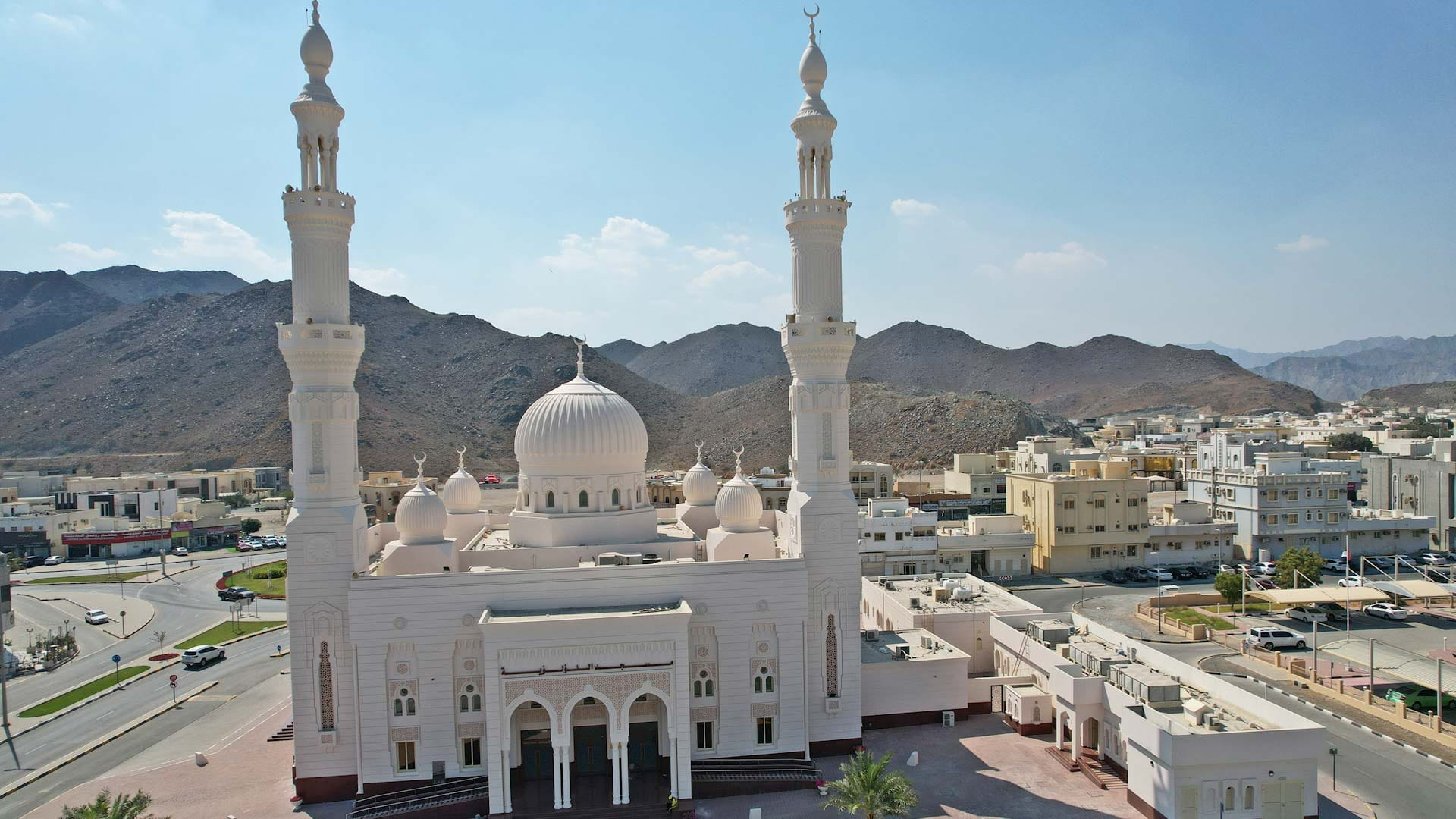 SDPW carries out full maintenance work at Lulu'iyah Mosque 