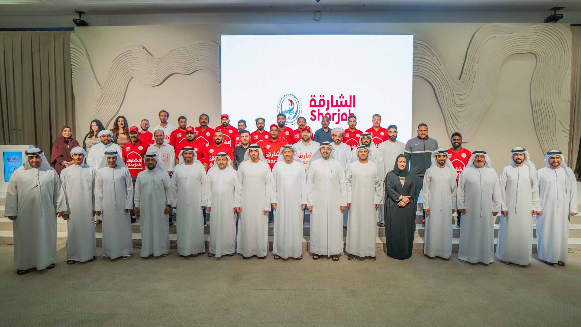 نادي الشارقة الدولي للرياضات البحرية ينظم إفطاراً جماعياً لمنتسبيه 