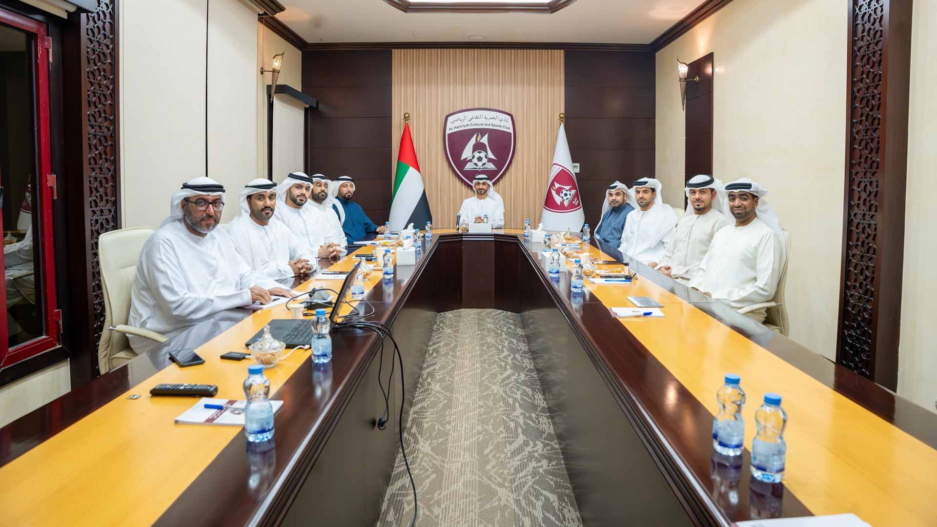 مجلس إدارة نادي الحمرية يُشيد بنجاح الفعاليات الرمضانية 