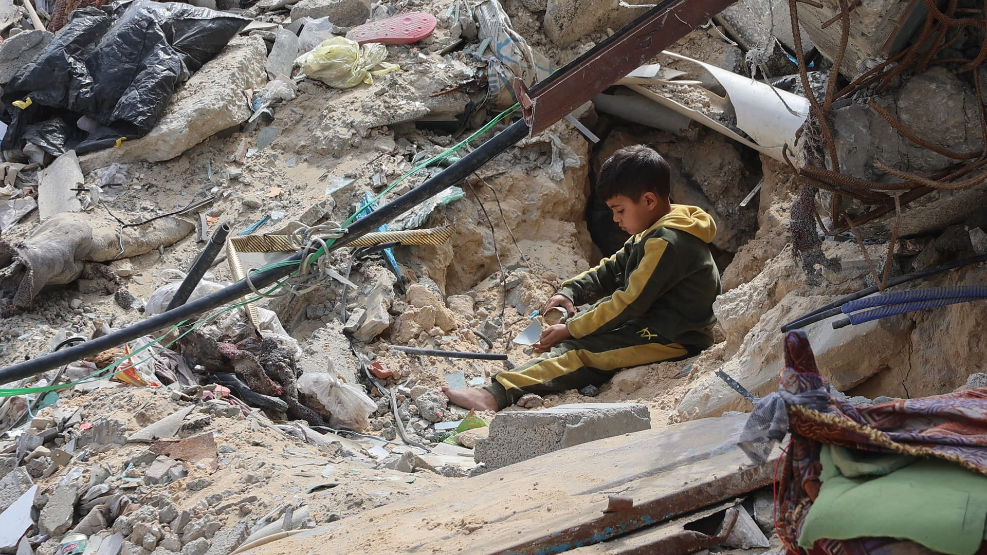 حصيلة ضحايا القصف الإسرائيلي على غزة ترتفع إلى 50.251 شهيداً 