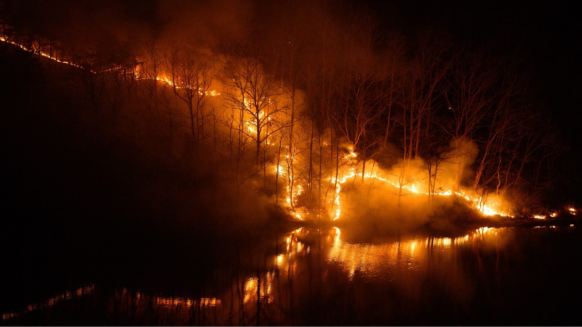 كوريا الجنوبية تشهد اندلاع حرائق مجدداً بعد إخمادها 