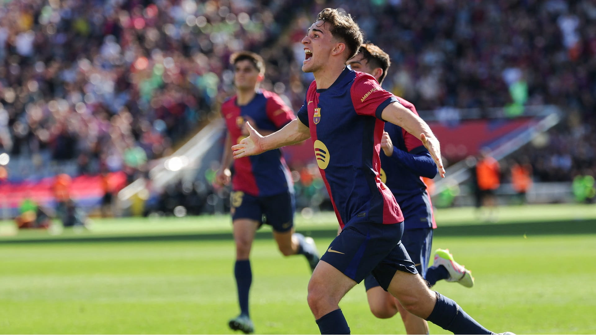 برشلونة يكتسح جيرونا برباعية في الدوري الإسباني  