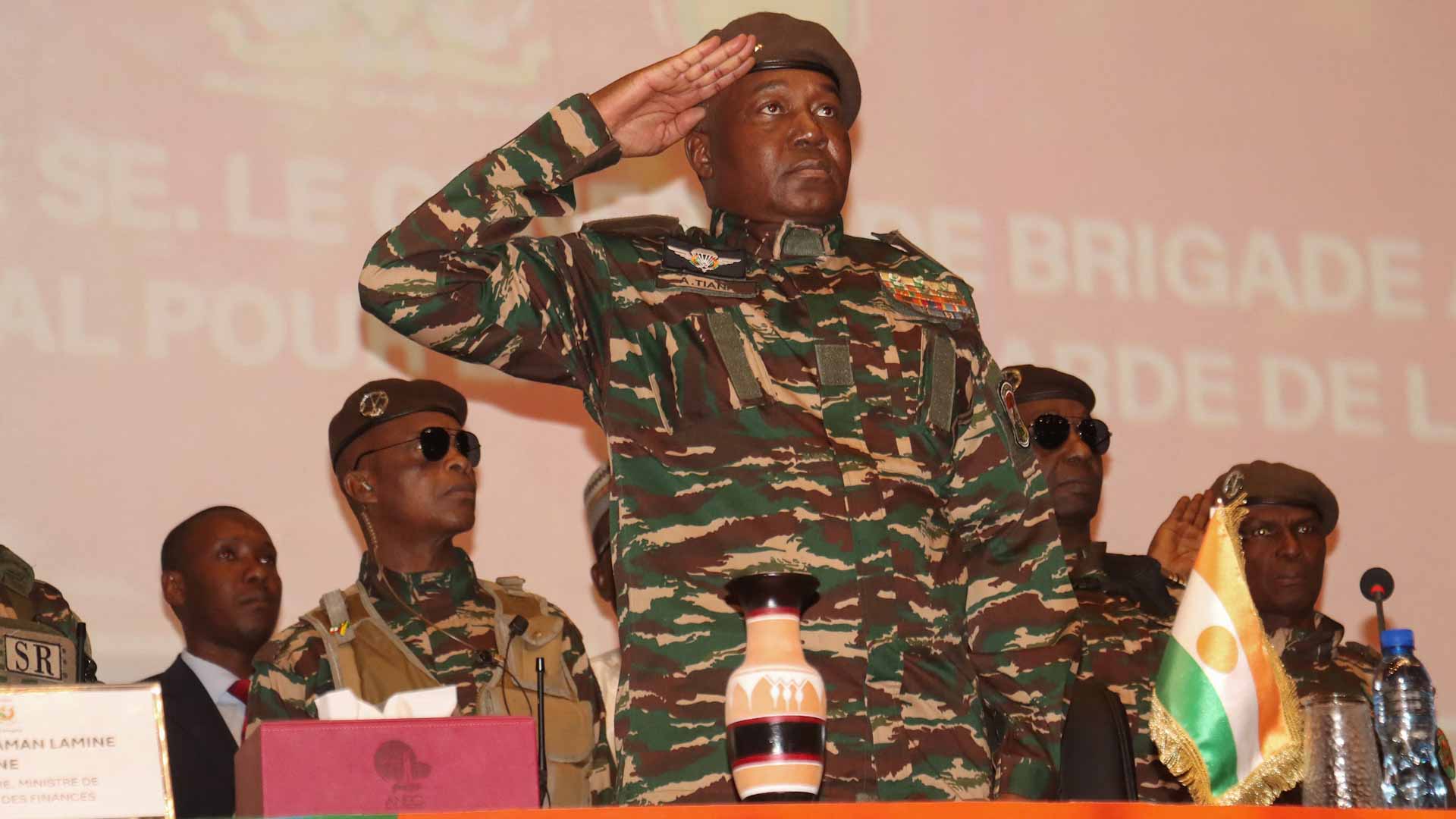 النيجر تنسحب من قوة مشتركة لمحاربة الإرهاب في حوض بحيرة تشاد