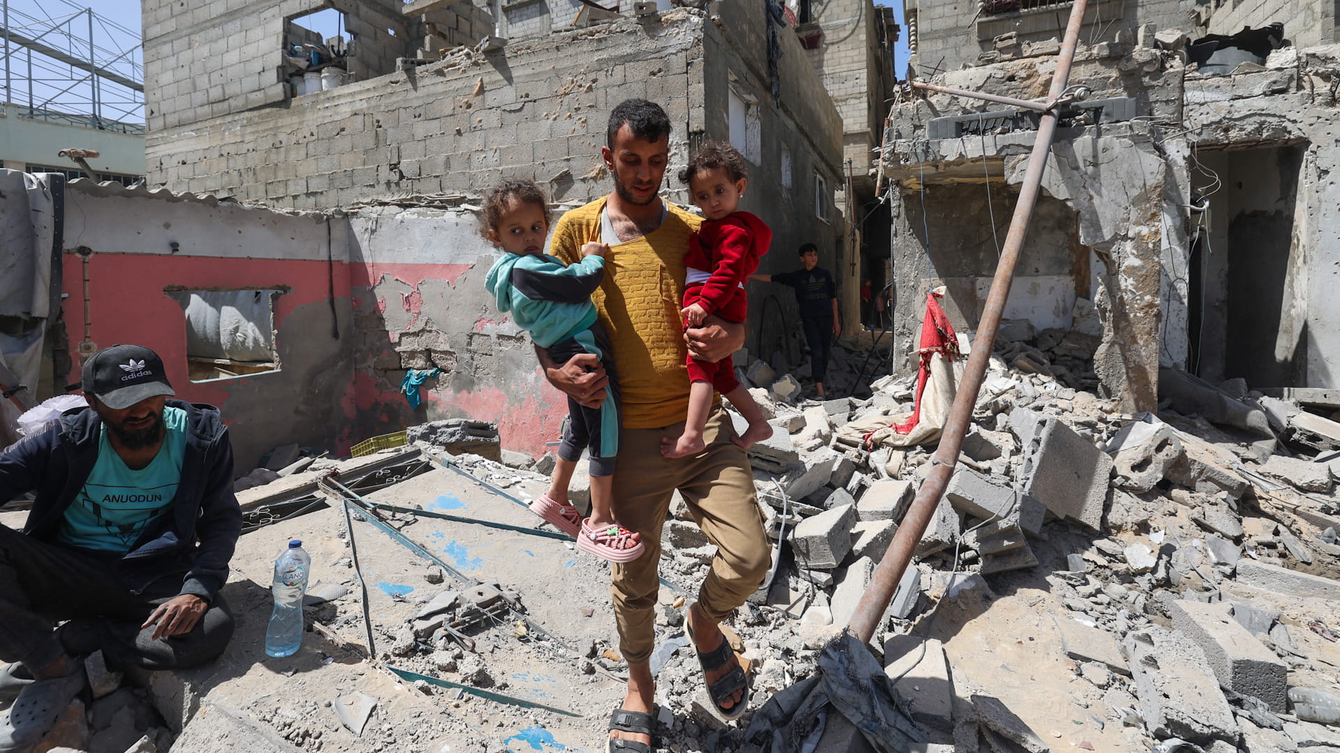 "يونيسف": وفاة 322 طفلاً وإصابة 609 في قطاع غزة خلال عشرة أيام