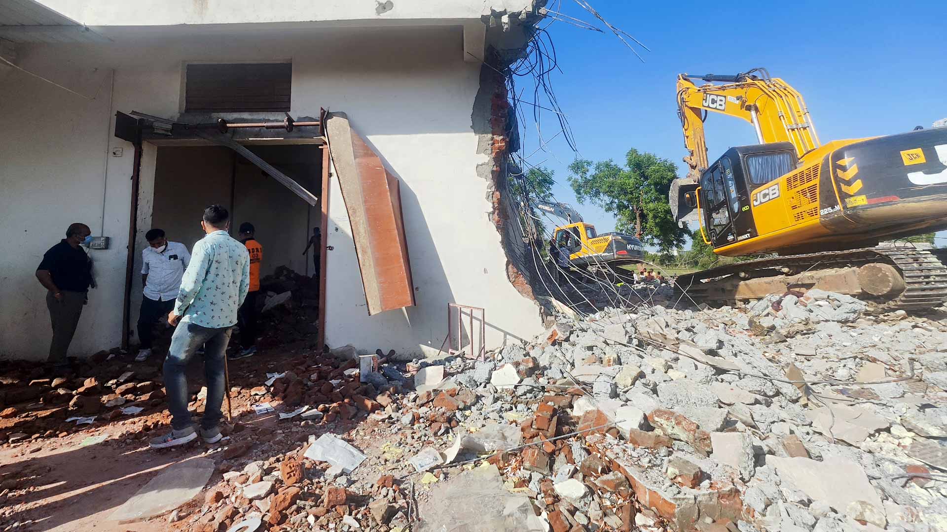 في الهند.. انفجار في مصنع للألعاب النارية يودي بحياة 21 على الأقل 