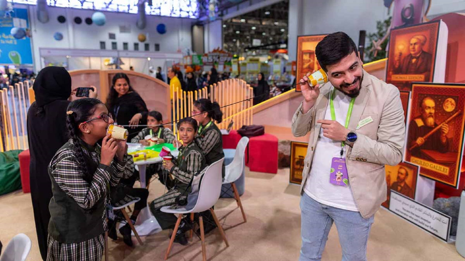 SCRF workshop: Students blend DIY skills with recycling principles 