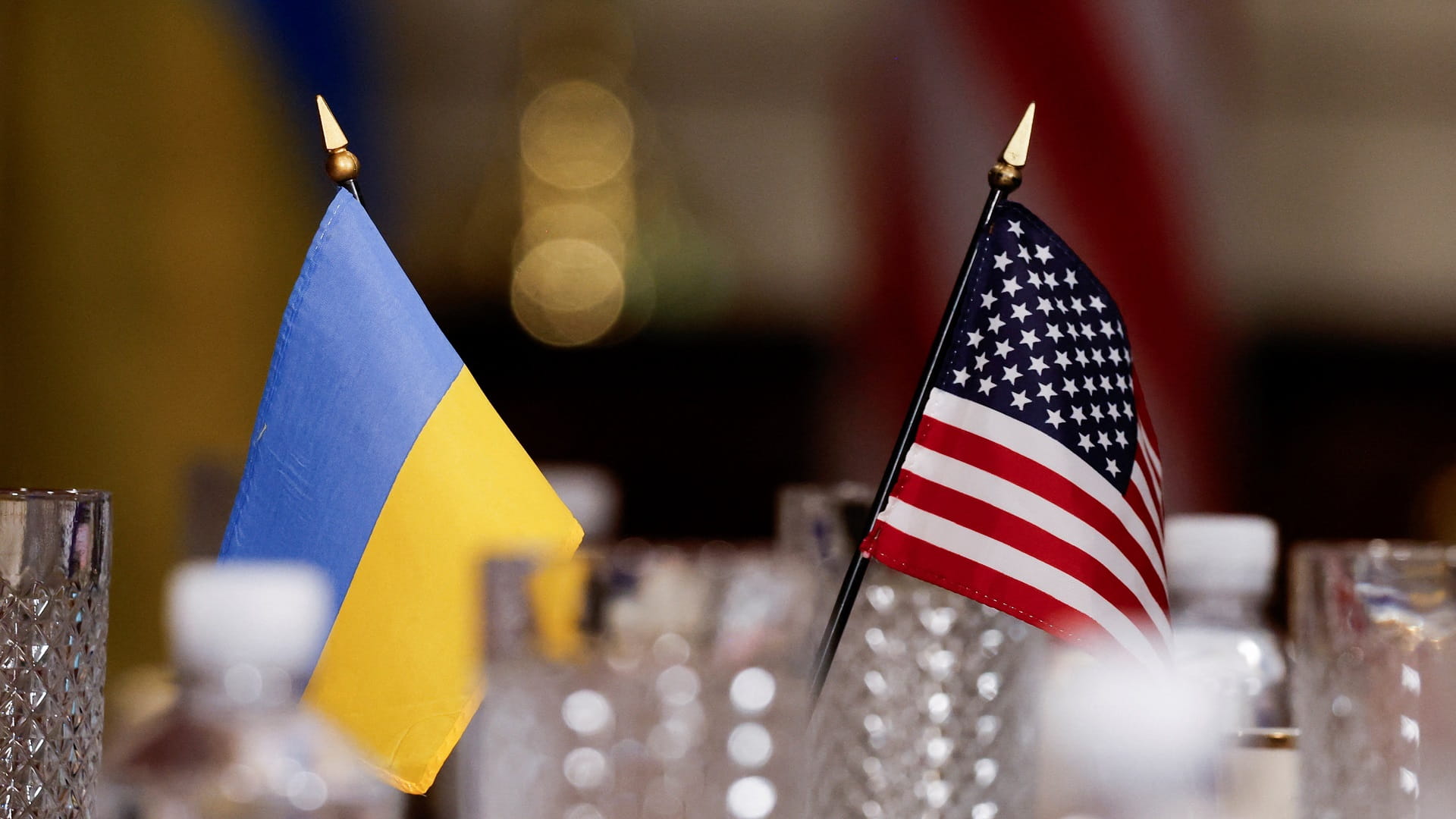 الولايات المتحدة وأوكرانيا توقعان "اتفاقية للمعادن" 