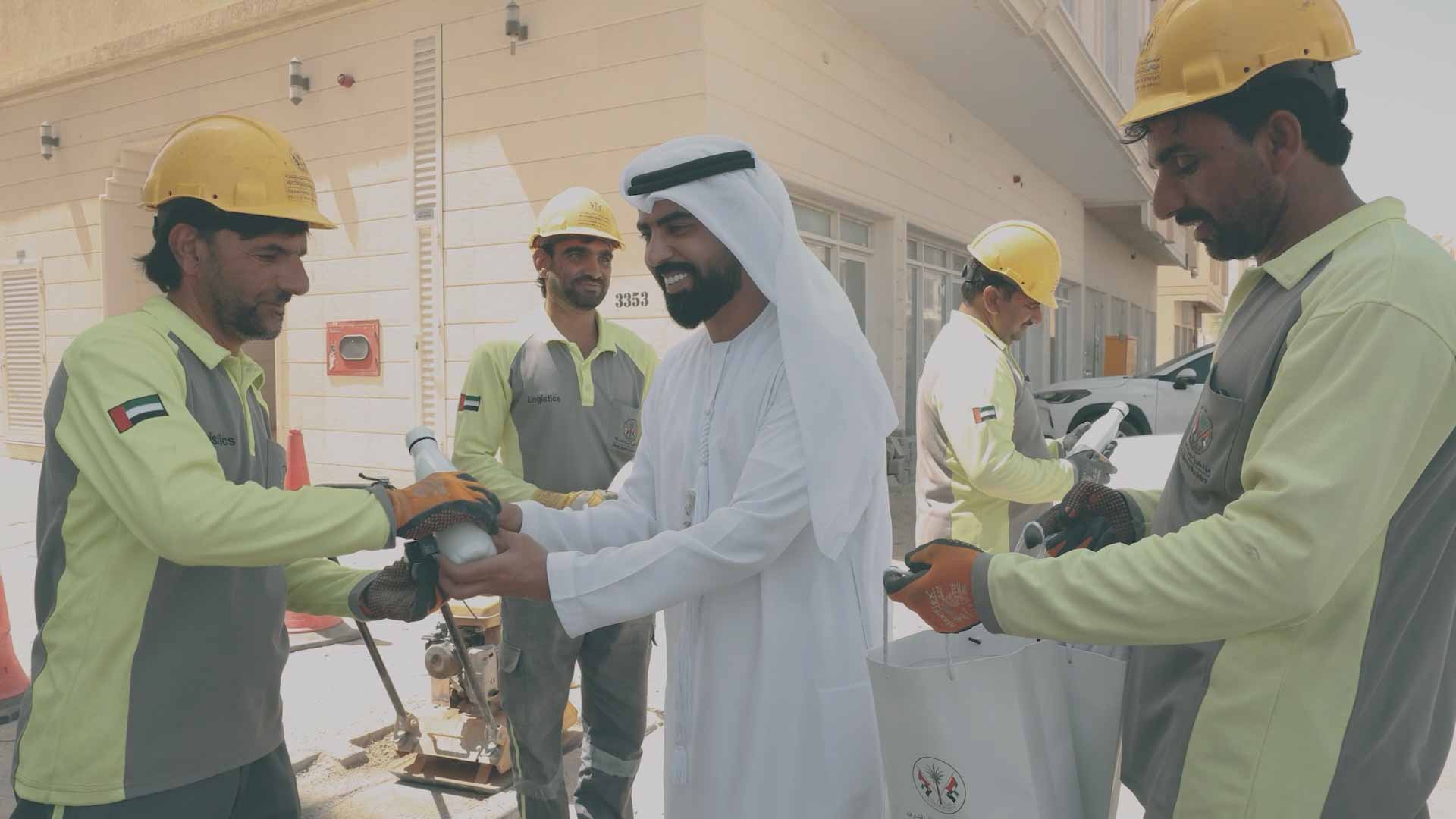 كهرباء الشارقة تحتفي بالعمال في يومهم العالمي 