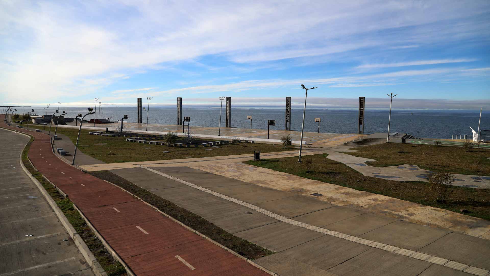 Major offshore quake causes tsunami scare in Chile