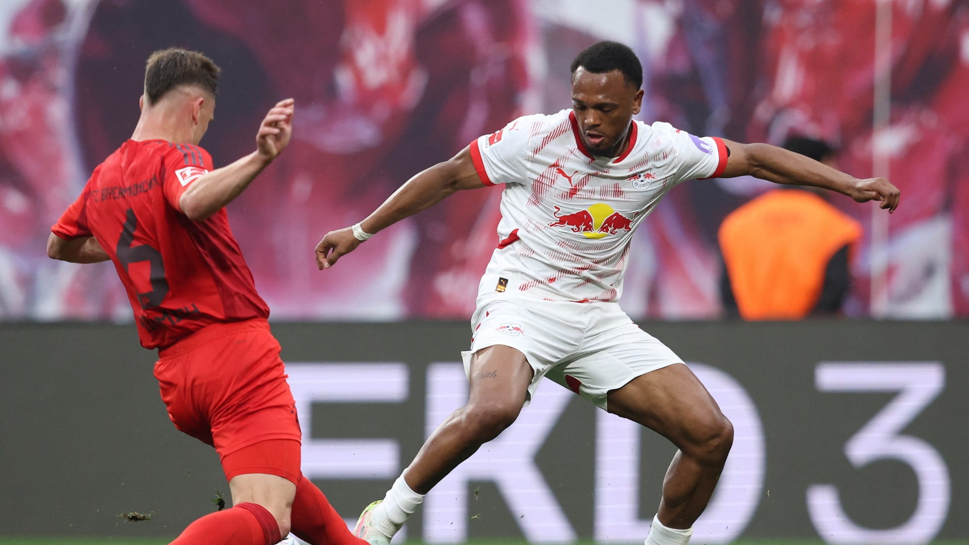 بايرن ميونيخ يتعثر أمام لايبزيغ في الدوري الألماني 