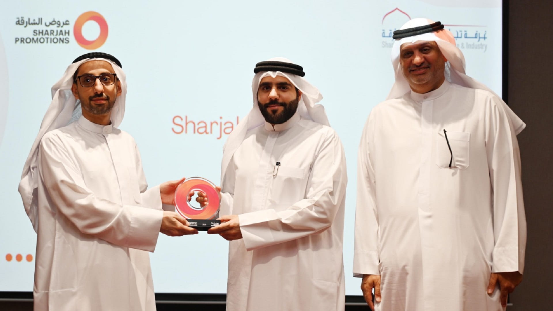 غرفة الشارقة تكرم شركاءها الاستراتيجيين لمهرجان رمضان الشارقة 2025 