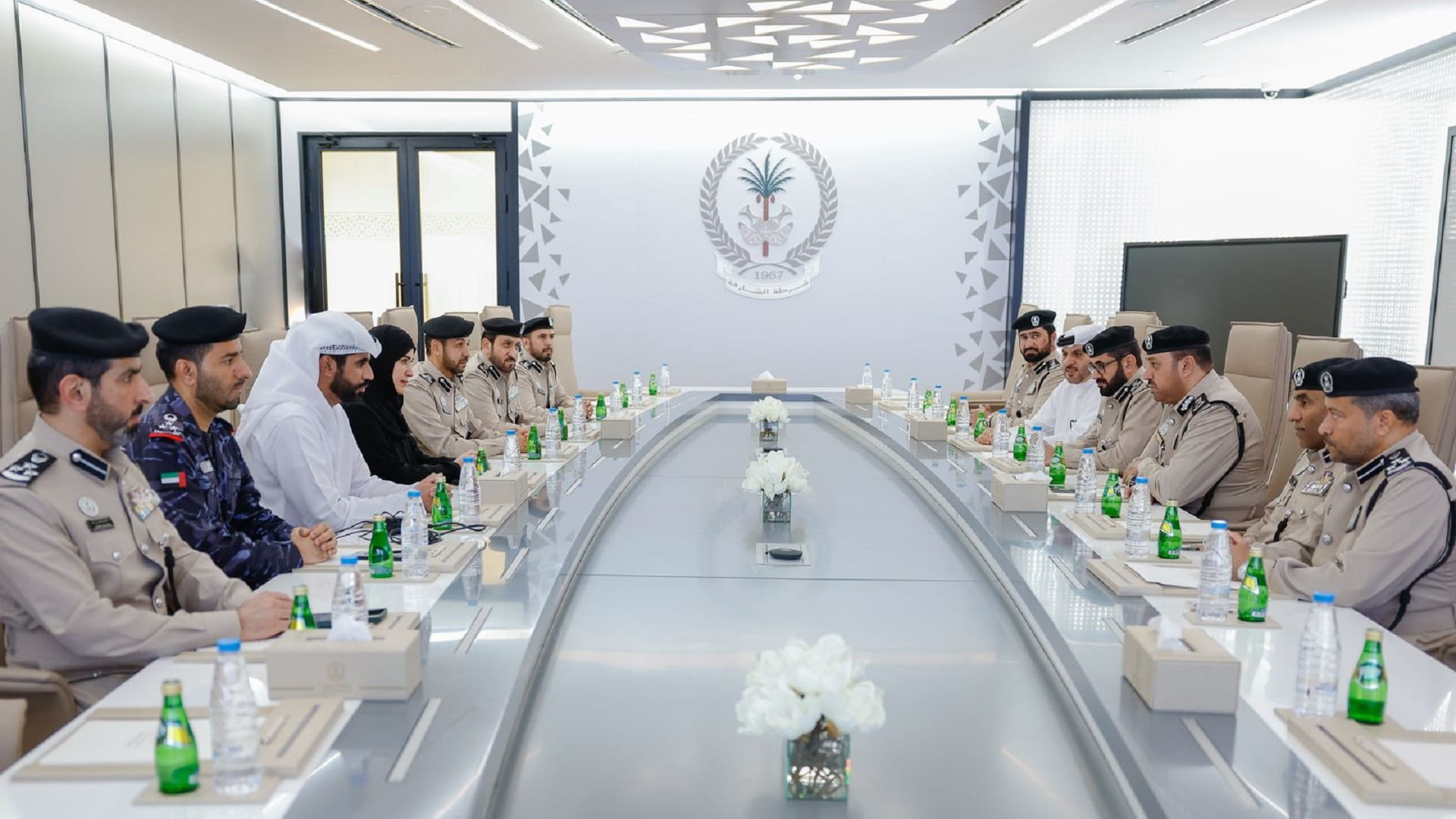 شرطة الشارقة وهيئة "البيئة والمحميات" تعززان التعاون المشترك 