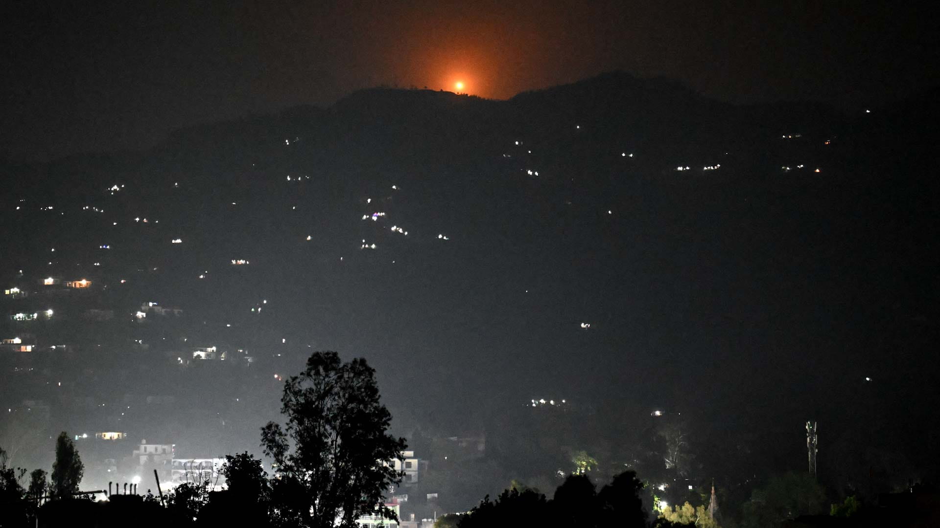 11 وفاة في تبادل القصف بين الهند وباكستان في كشمير