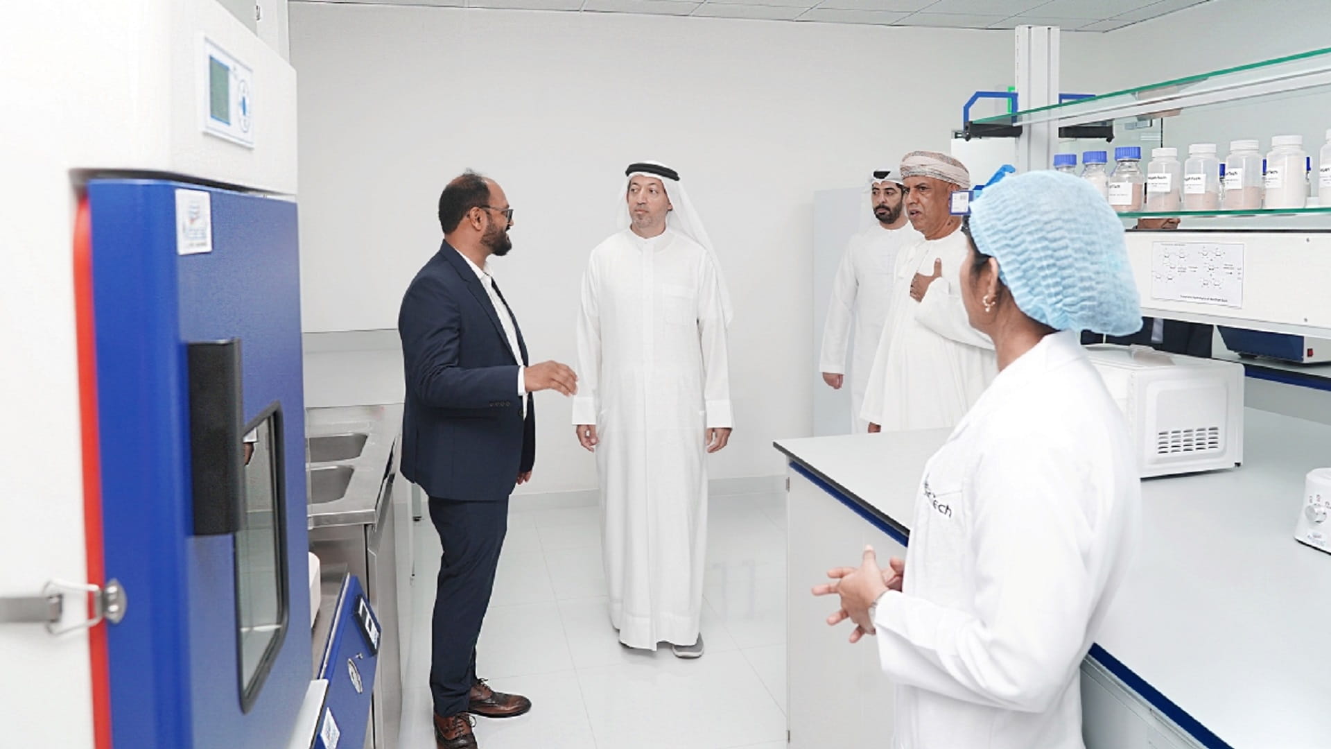 حرة مطار الشارقة تحتضن أولى منشآت إنتاج تركيبات الإنزيمات بالمنطقة 