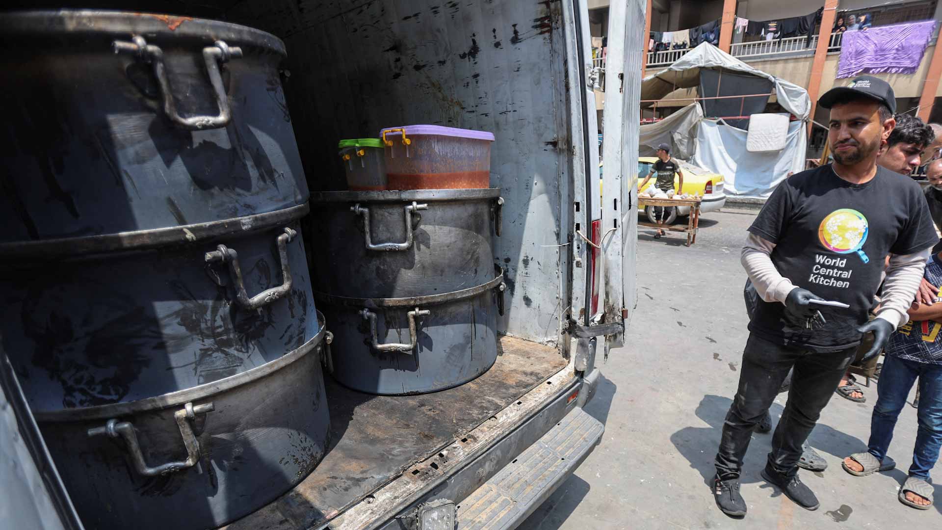 بسبب حظر إسرائيل للمساعدات.. ورلد سنترال كيتشن توقف نشاطها في غزة 