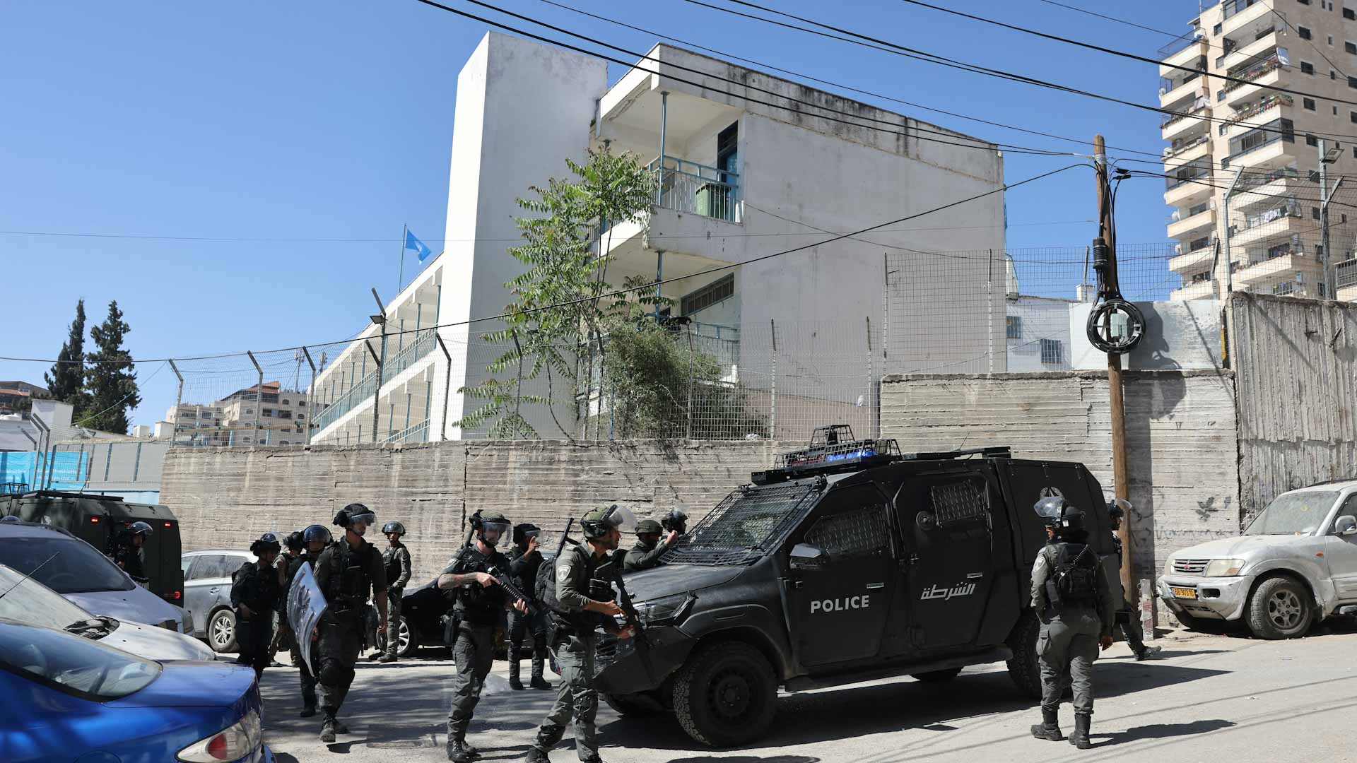 قوات إسرائيل تغلق 3 مدارس تابعة للأونروا في القدس الشرقية المحتلة 