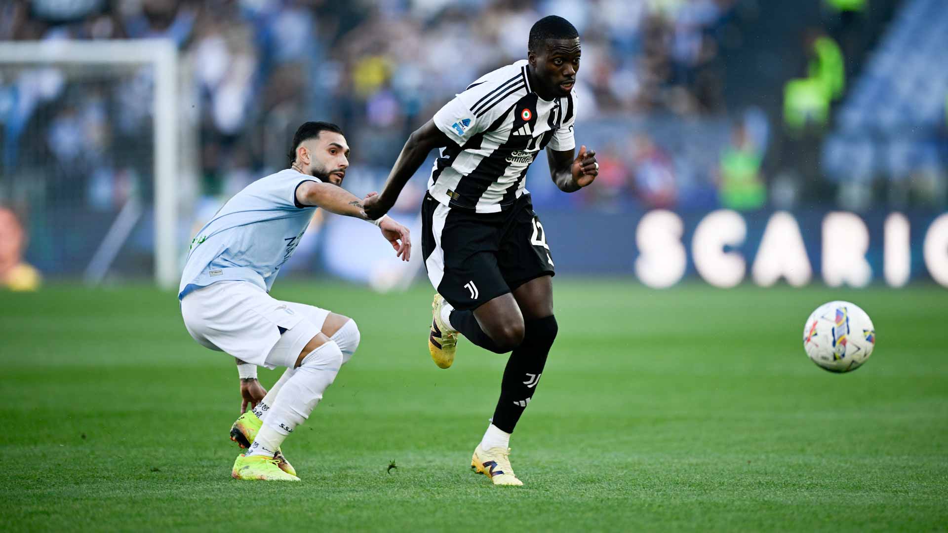 Lazio snatch last-gasp draw with Champions League rivals Juve