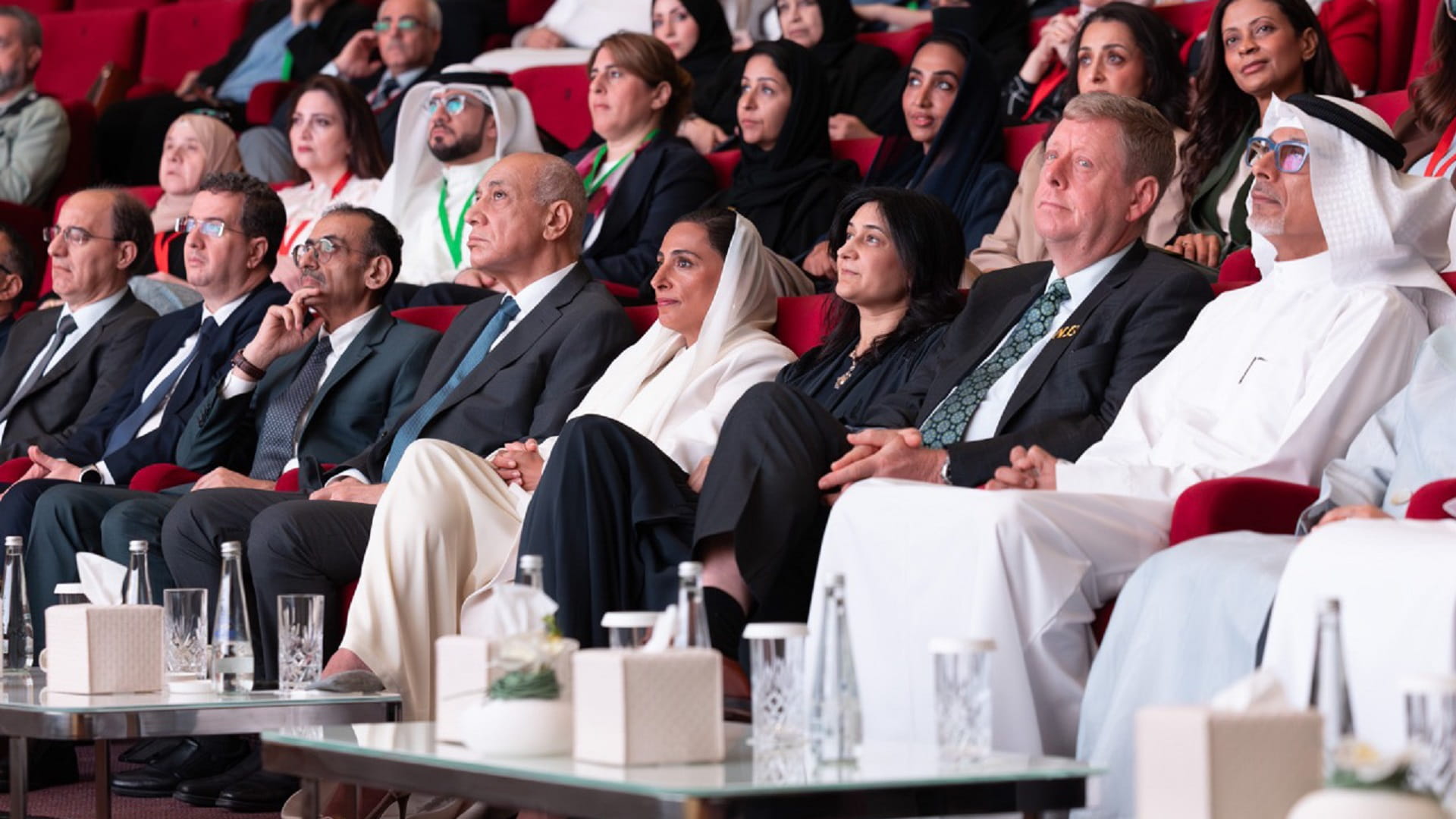 صورة بعنوان: مؤتمر الشارقة للتعليم يدعو لإدماج الذكاء الاصطناعي بالتعليم العالي 