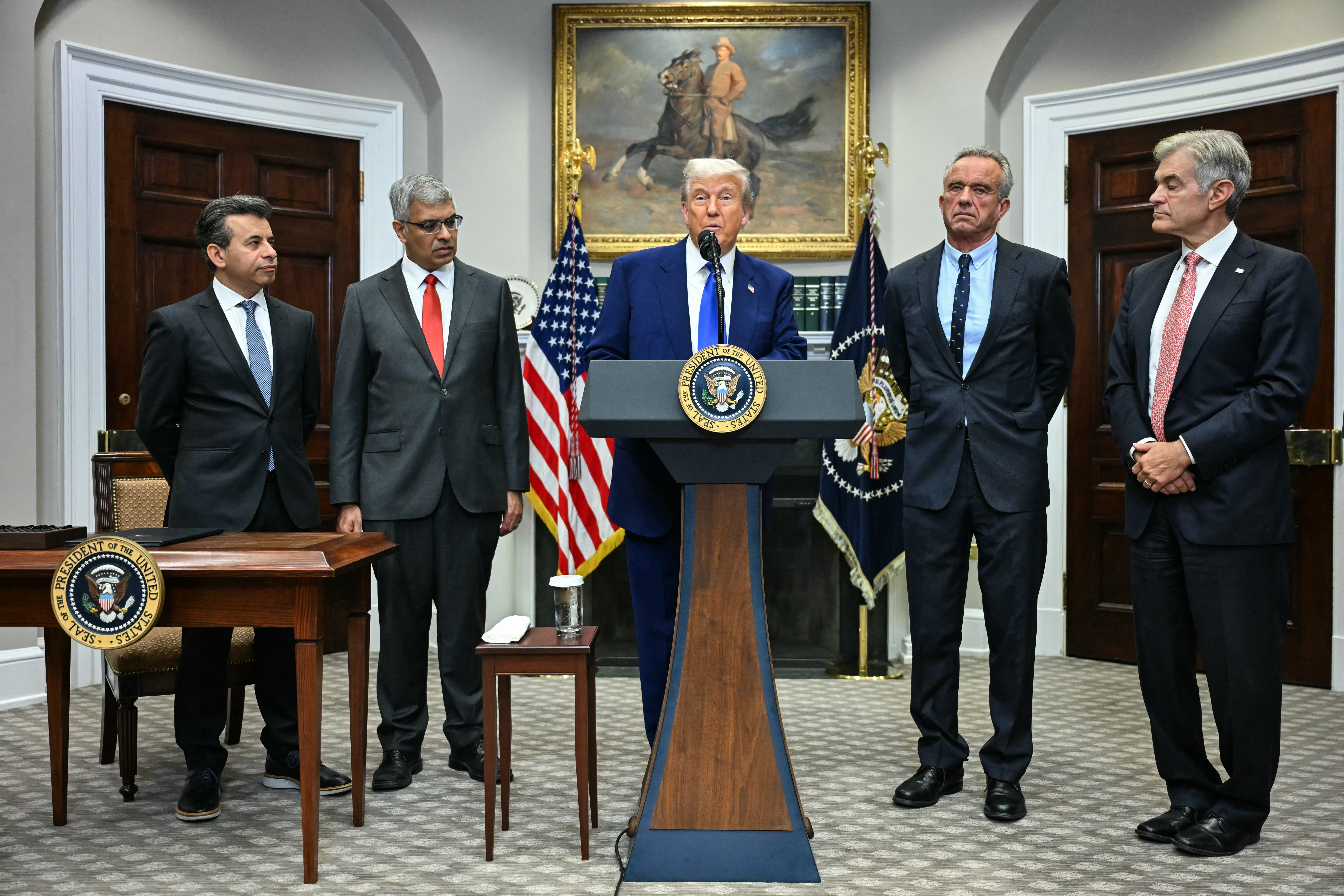 ترامب يعرض المشاركة في محادثات روسيا وأوكرانيا بتركيا 