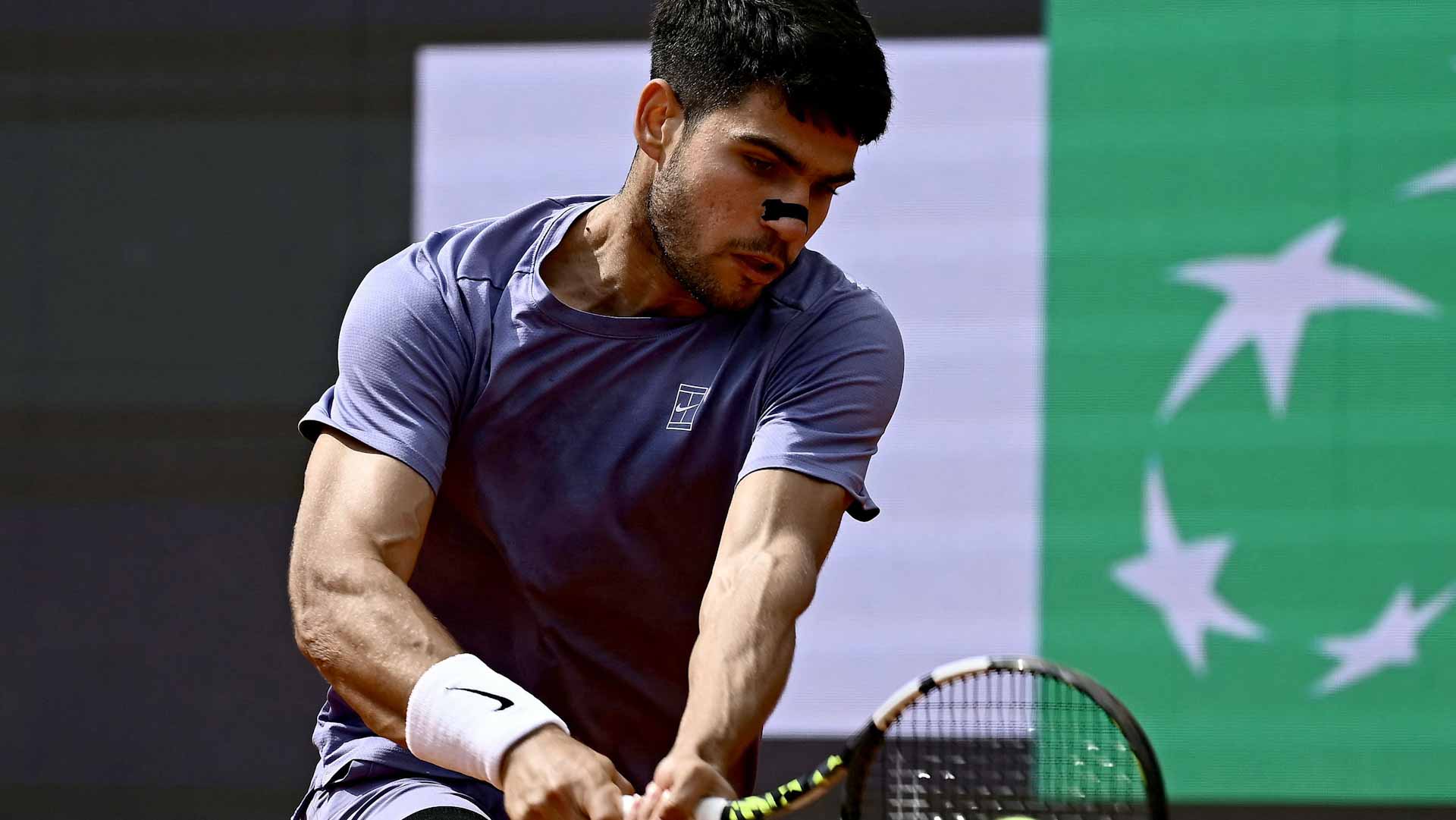 الإسباني ألكاراز يتأهل إلى نصف نهائي بطولة روما للتنس 