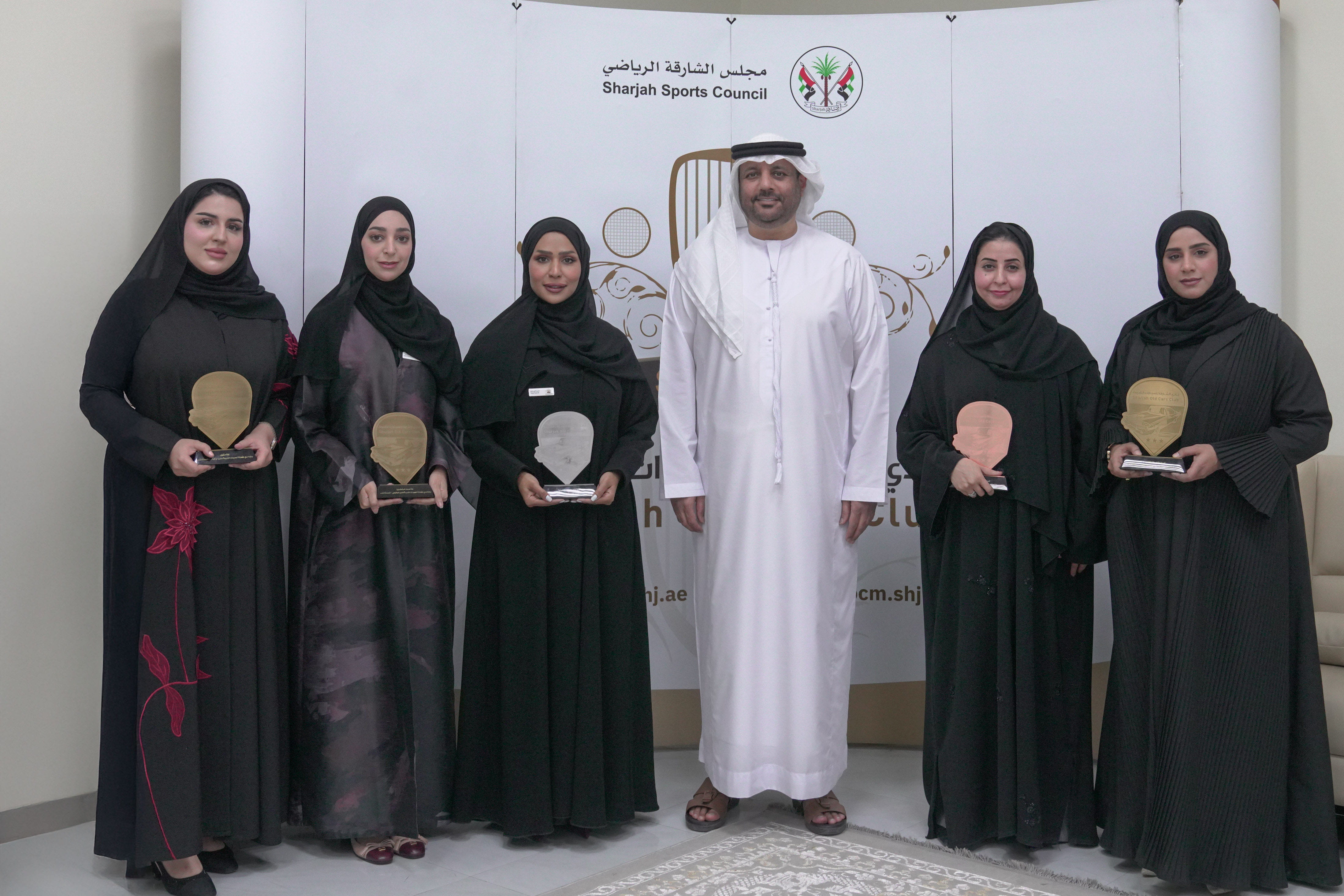 "جائزة التميز" في الشارقة للسيارات القديمة تحتفي بالكفاءات المبدعة 