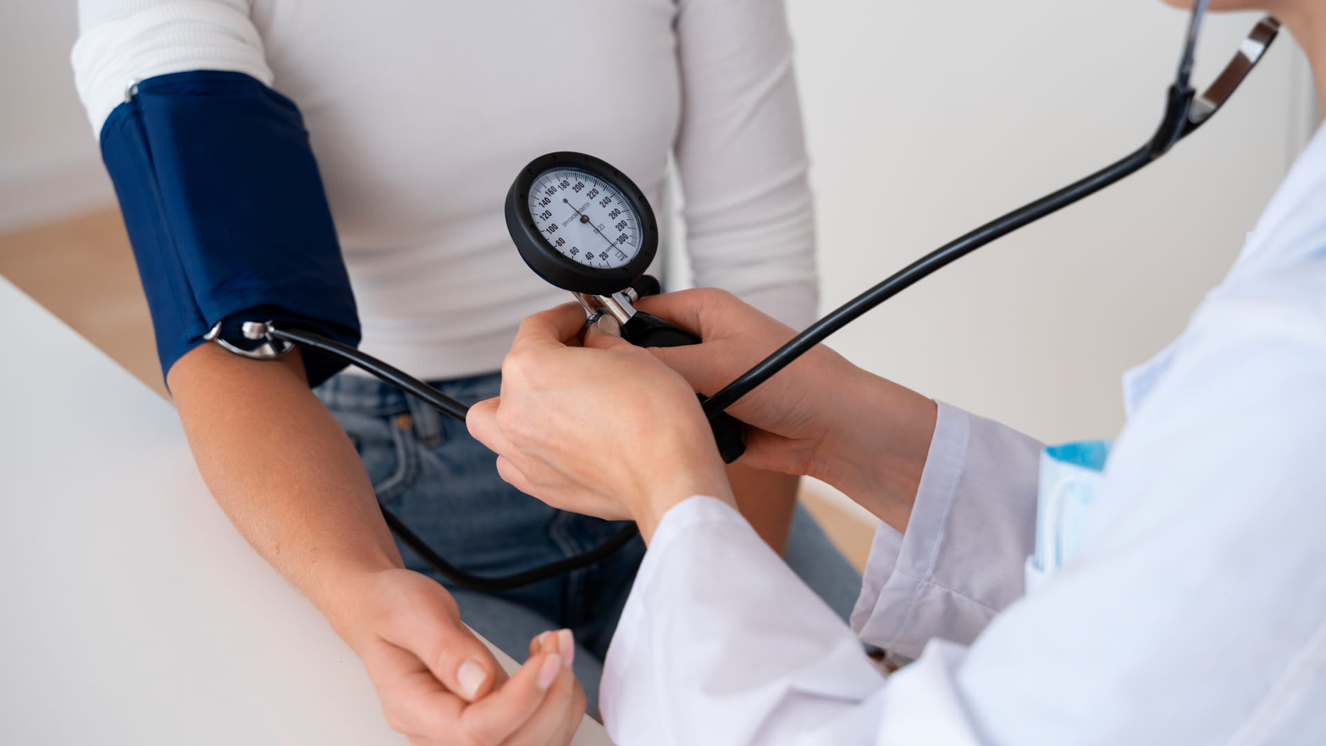 في بارقة أمل لأمراض العصر.. دراسة تكشف عن دواء واعد لخفض ضغط الدم 