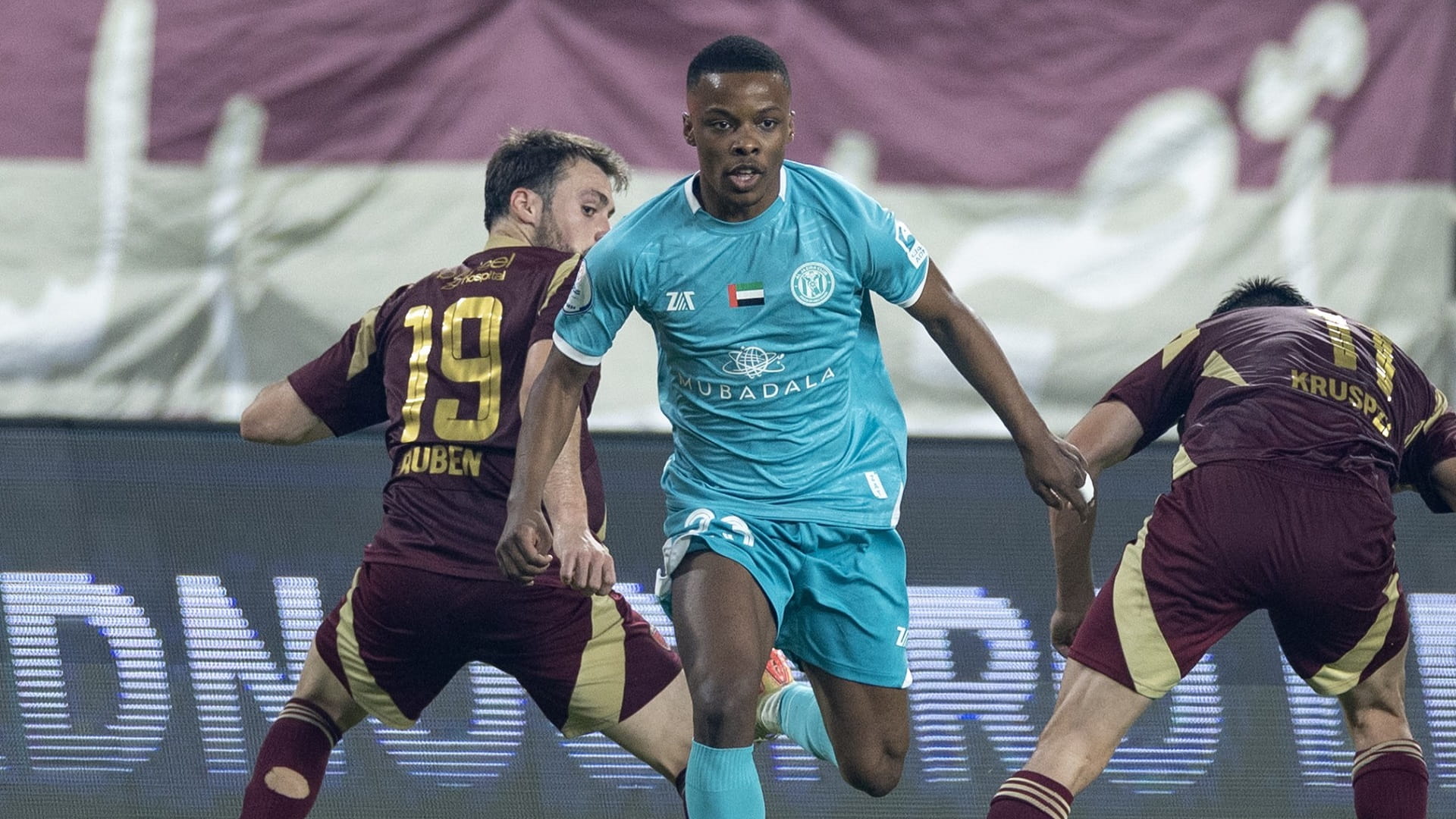 قمة الوحدة والجزيرة في دوري أدنوك للمحترفين تنتهي بالتعادل