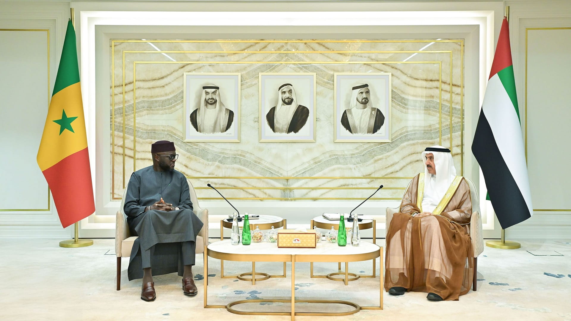 صورة بعنوان: صقر غباش يبحث مع رئيس البرلمان السنغالي تعزيز العلاقات البرلمانية 