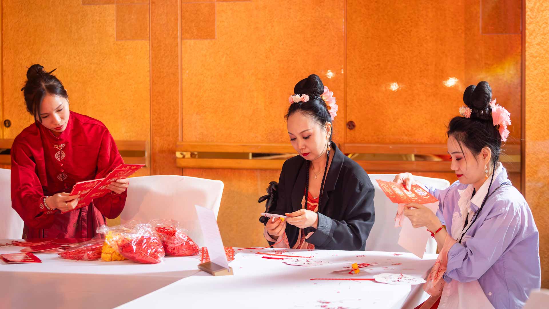 Sharjah Ladies Club marks Year of Community with Chinese festival