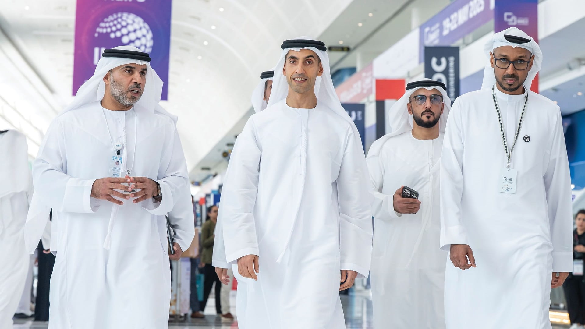 خالد بن زايد يزور الدورة الرابعة من "اصنع في الإمارات"