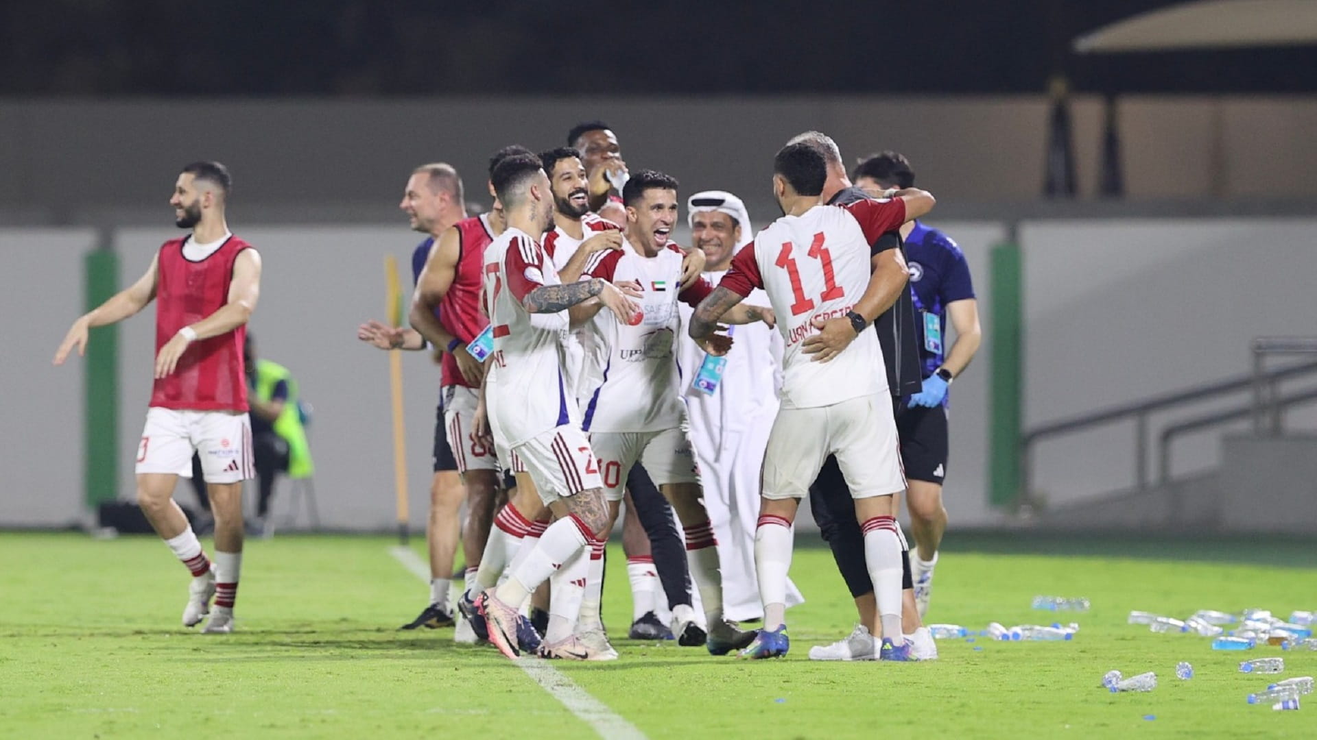 الشارقة يحوّل تأخره أمام خورفكان إلى فوز برباعية في دوري أدنوك  