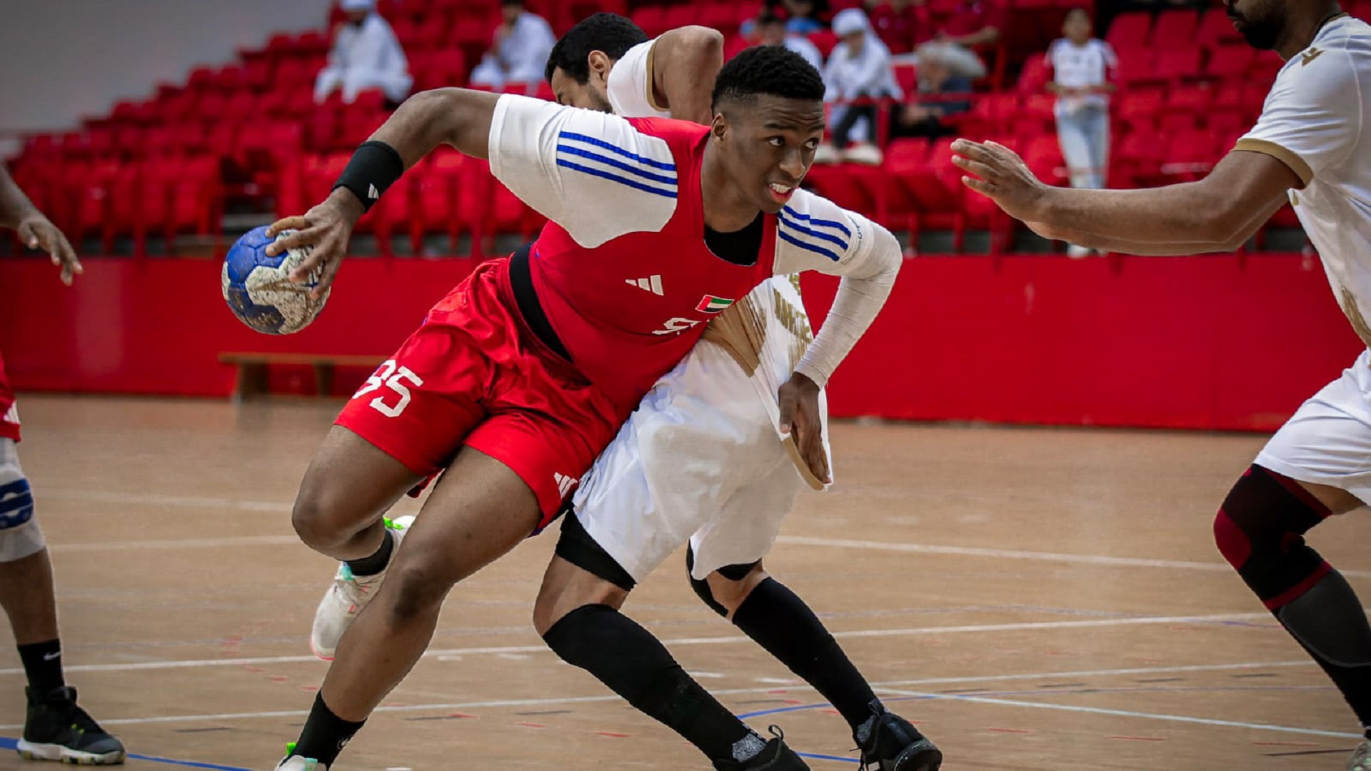 Sharjah overpowers Mleiha in Handball League showdown 