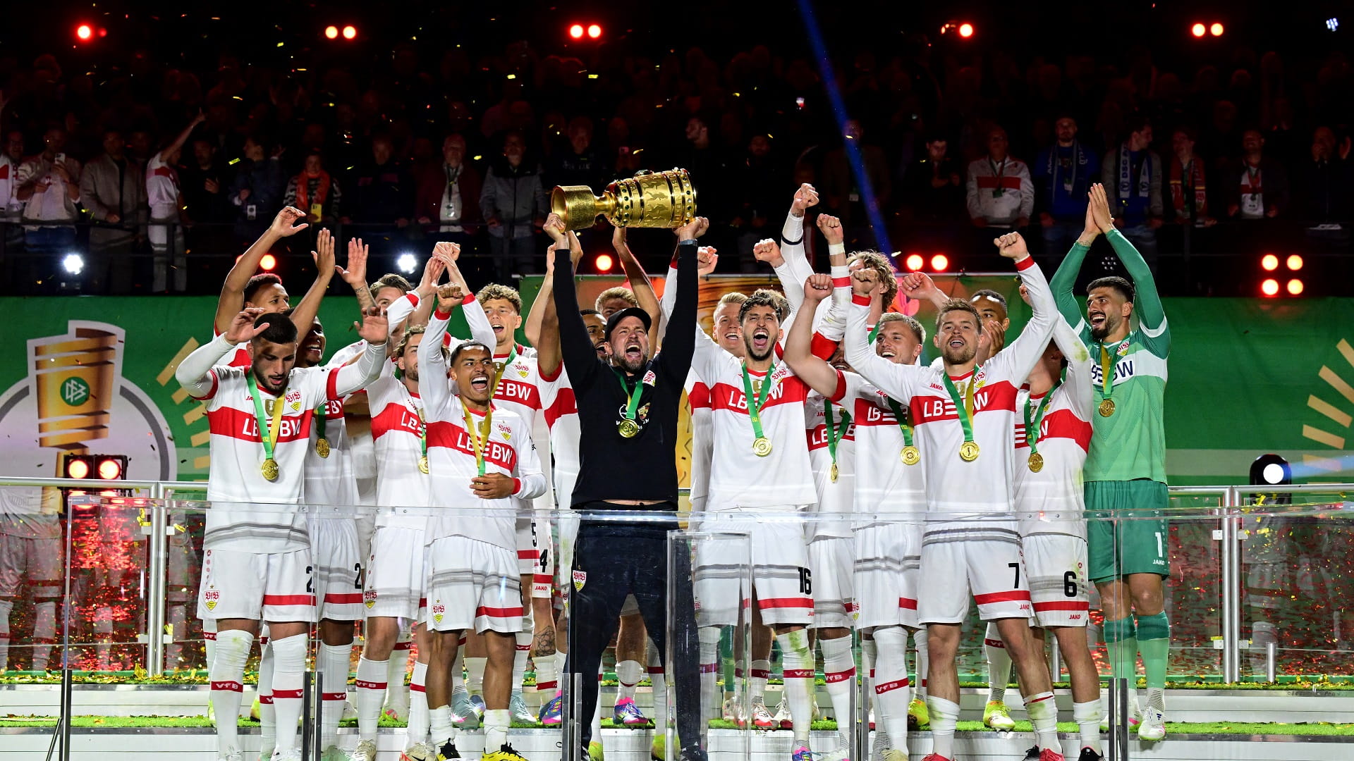 شتوتغارت يتوج بلقب كأس ألمانيا لكرة القدم 